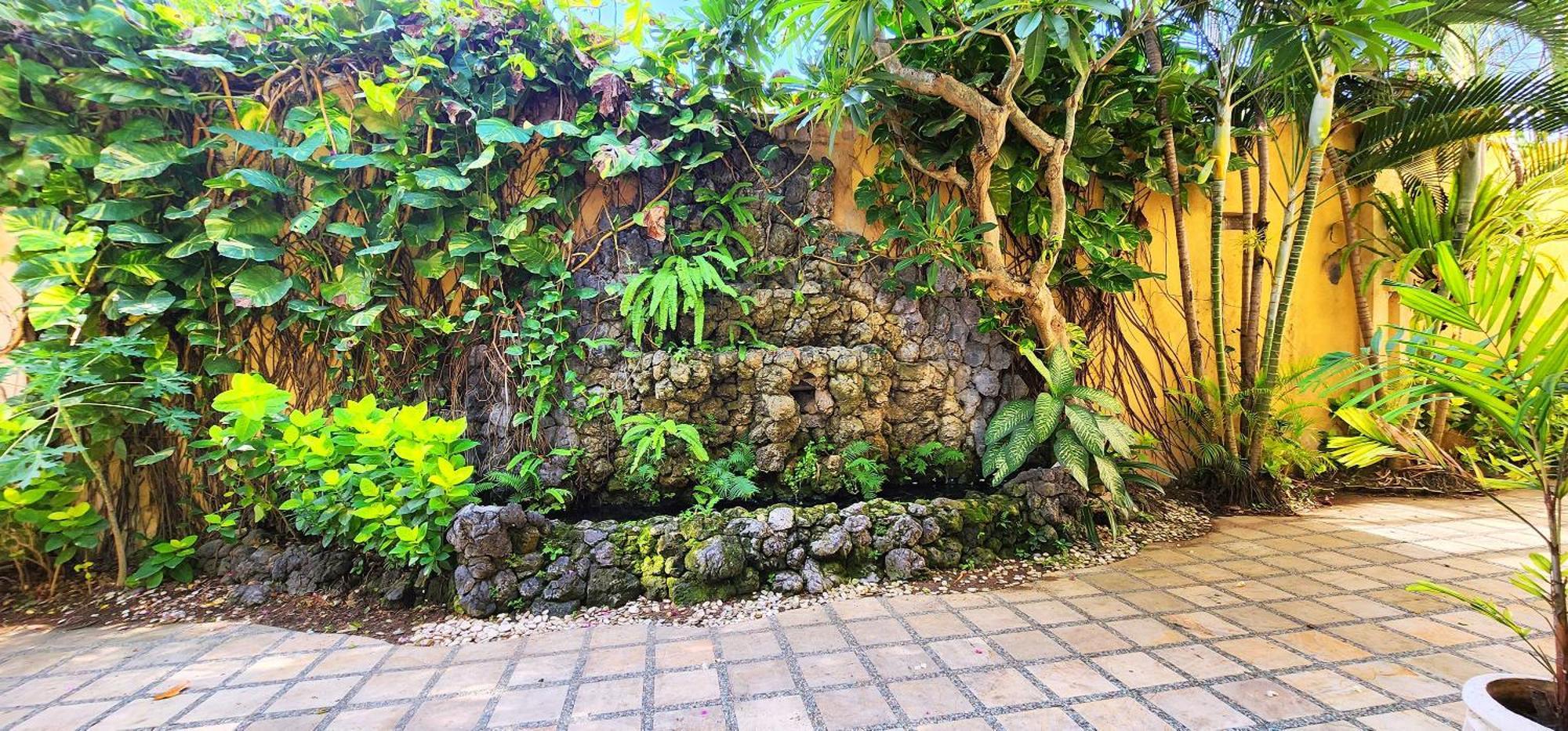 Bali Emerald Apartments Sanur Eksteriør bilde