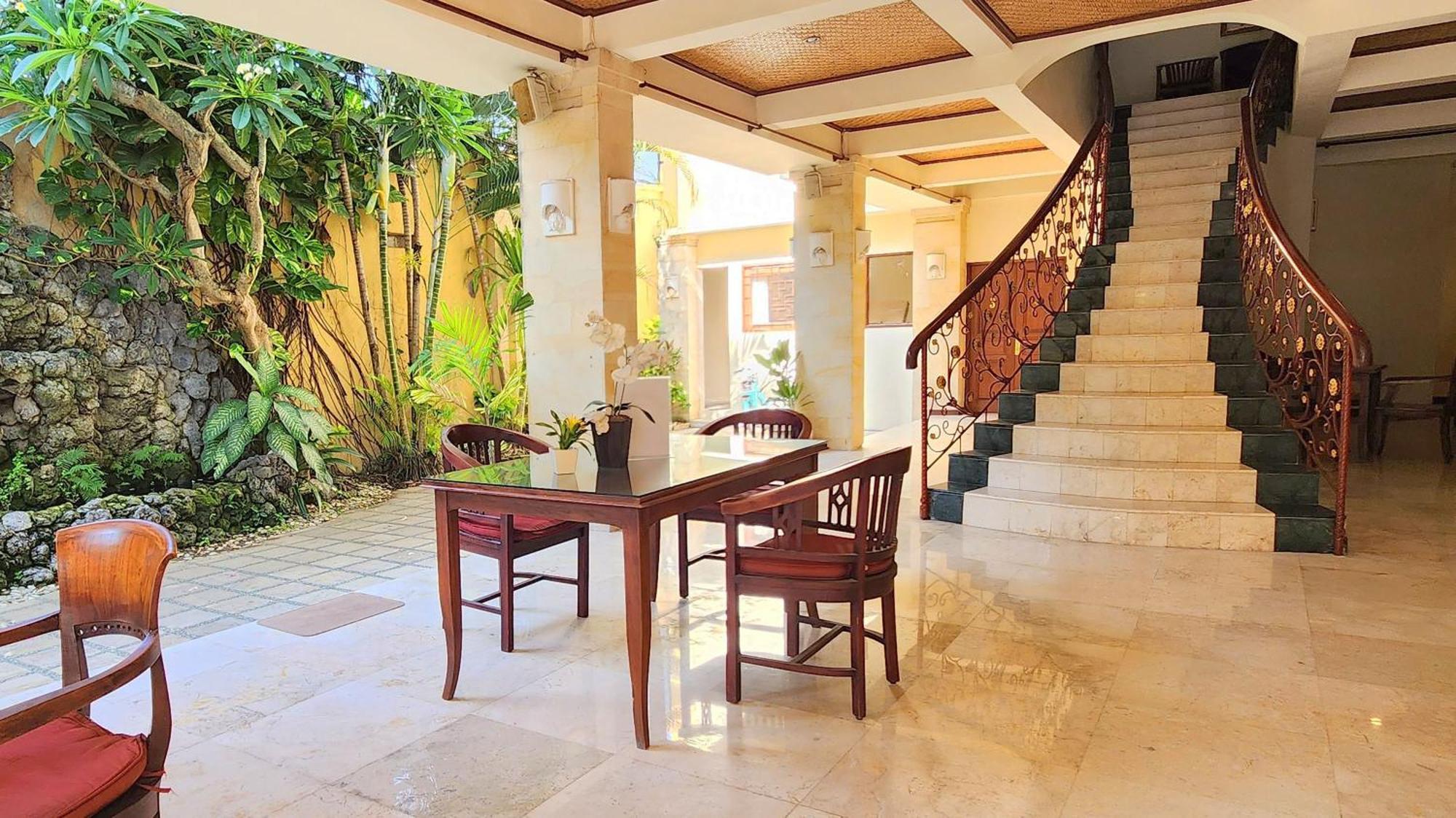 Bali Emerald Apartments Sanur Eksteriør bilde