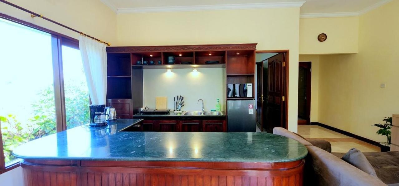 Bali Emerald Apartments Sanur Eksteriør bilde